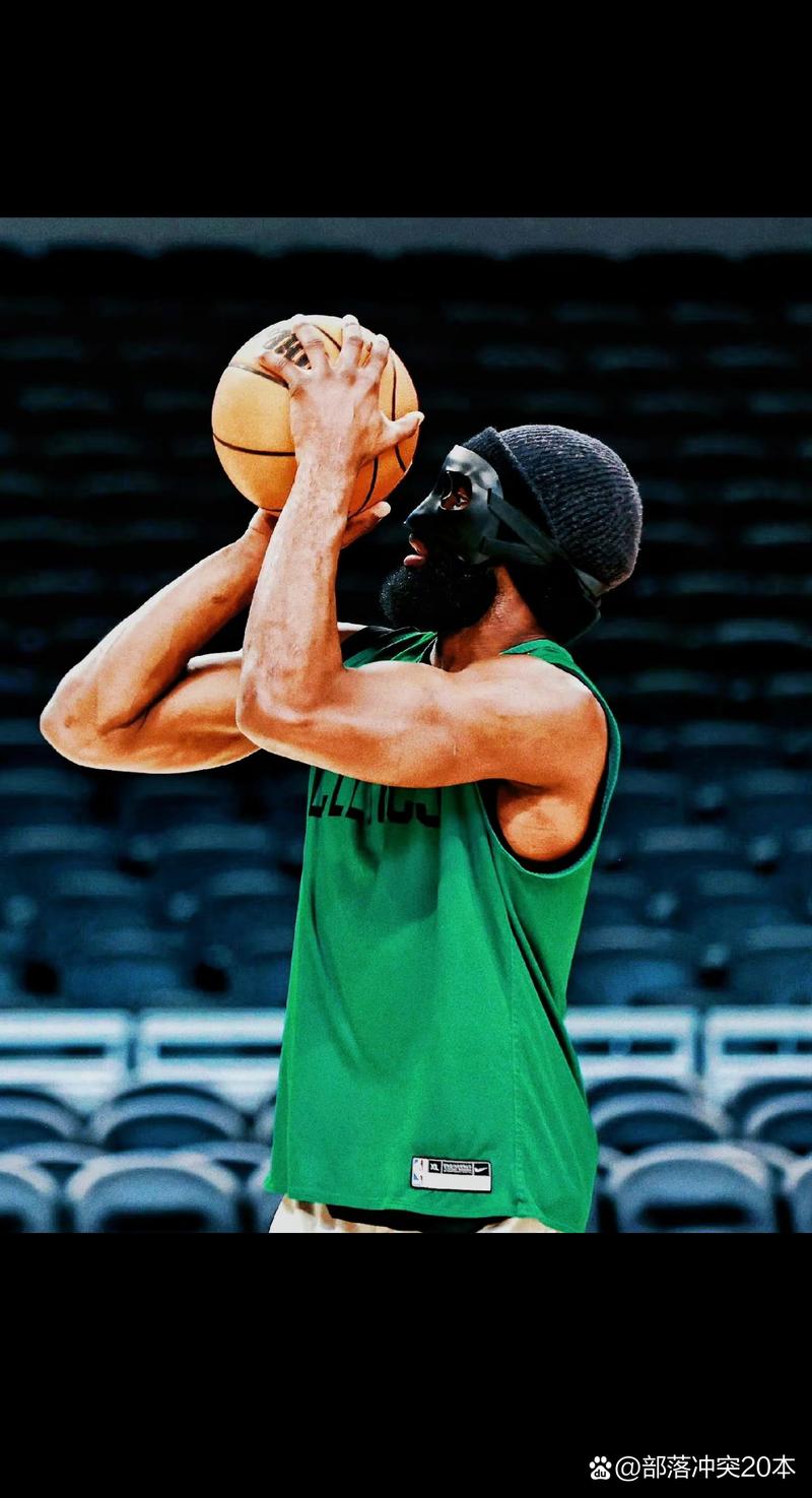 马塞利诺：我们是西甲丢球最少的球队，在欧冠赛场却漏洞百出（马塞利诺：西甲失球最少，欧冠防线却问题重重）