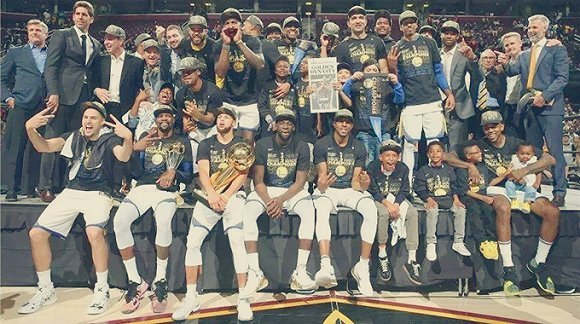 曼城瓜帅巧妙调整击败利物浦（瓜迪奥拉战术微调助曼城力克利物浦）