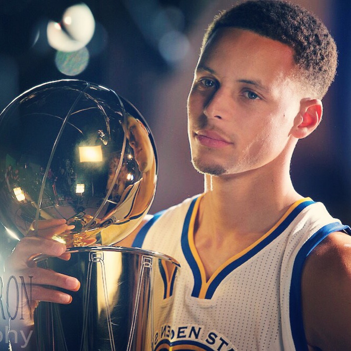 美媒：独行侠预计将推迟至休赛期再启动总经理选聘工作（美媒称独行侠拟将总经理选聘推迟至休赛期）