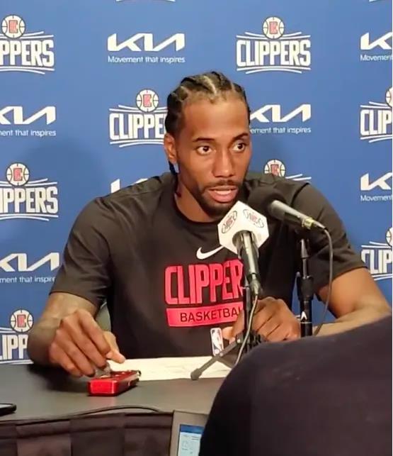 体图：种种迹象表明埃姆雷-詹将会与多特蒙德续约并留队（体图：多重迹象显示埃姆雷-詹将与多特续约并继续留队）