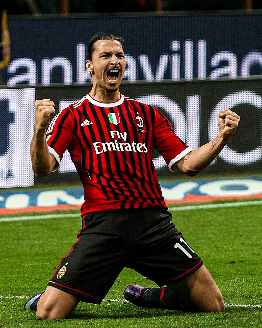 天津双外援首节同时上双，领先山西11分（天津双外援首节齐破两位数，山西暂落后11分）