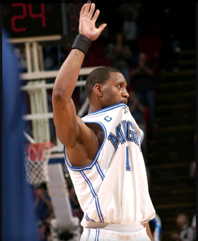 葡媒：C罗明夏世界杯后将与乔治娜在马德拉岛举办婚礼（葡媒称C罗计划于明夏世界杯结束后在马德拉岛与乔治娜举行婚礼）