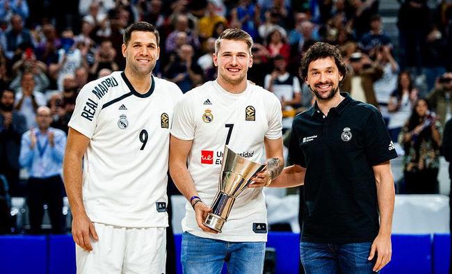 泰晤士报：尽管曼联一周只有一赛，但阿莫林坚持每周训练6天（泰晤士报：曼联每周仅一场，阿莫林仍坚持每周六天训练）