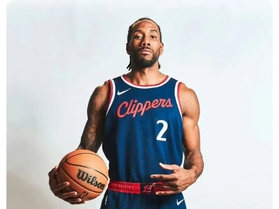 穆迪谈勇士心态调整：总与73胜时期相比是艰难且不必要的（穆迪谈勇士心态：老拿73胜赛季当标杆既困难也没必要）