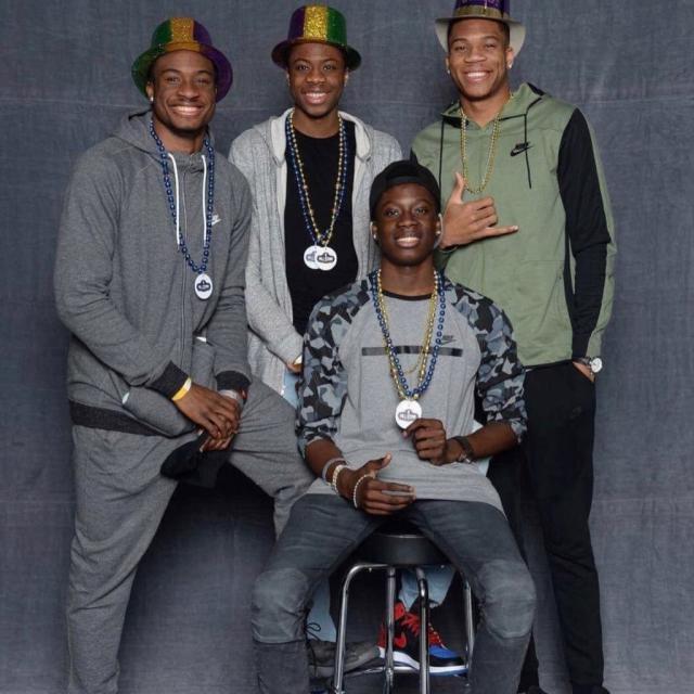 战绩稀烂！自11年2月以来，快船首次单月输掉12场比赛（快船颓势难止：单月吞下12败，为2011年2月以来首次）