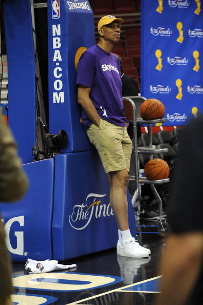 姆巴佩：400球？如果20年前我会觉得很棒；我还得再进400球（姆巴佩谈400球：放在二十年前很了不起，如今我还要再进400个）