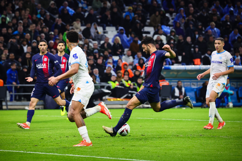 若有所指？道格拉斯-路易斯在社交媒体发文：愿上帝宽恕坏人（疑似有所指？道格拉斯-路易斯社媒发声：愿上帝宽恕恶人）